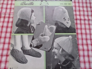 back cover of fun way to learn knitting booklet